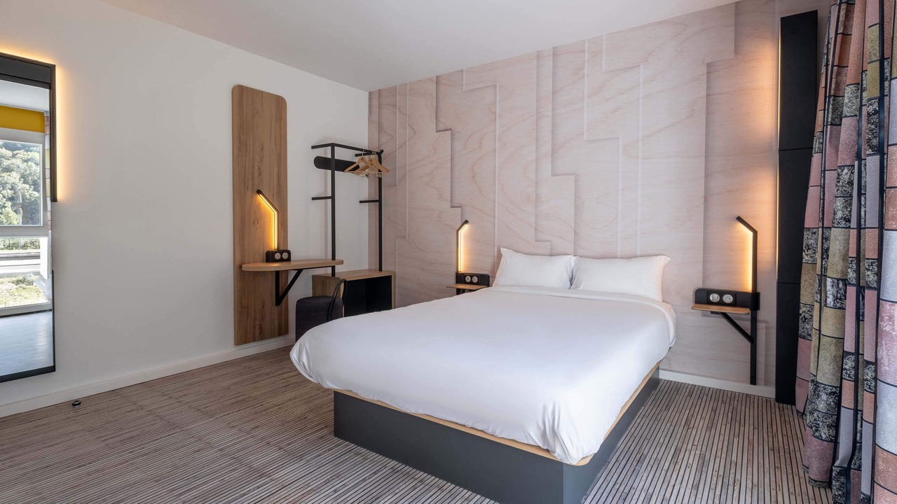 Photo of Bedroom in Cluses