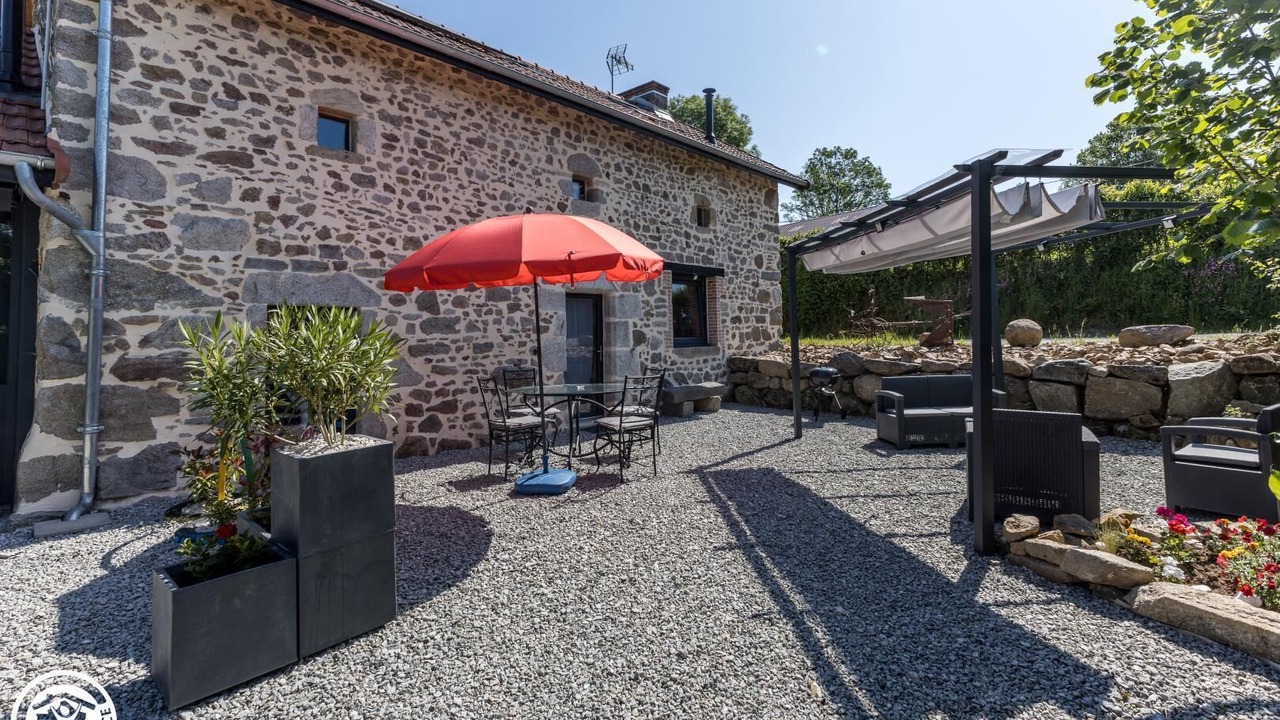 Photo of Patio Balcony in Condat-en-Combraille
