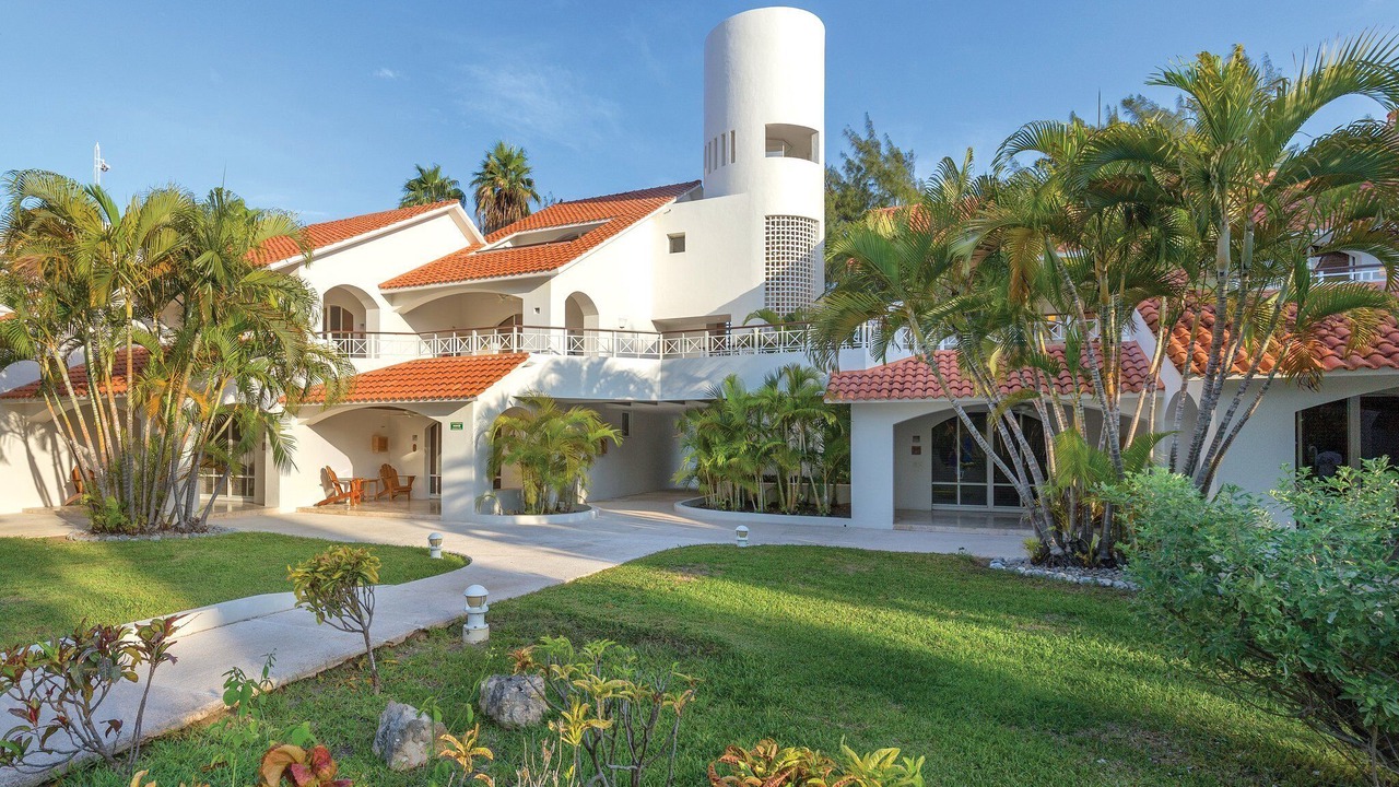 Photo of Buildings in Salina Grande