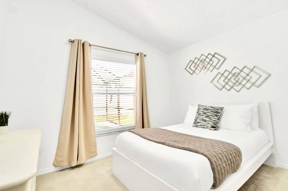 Photo of Bedroom in Indian Point