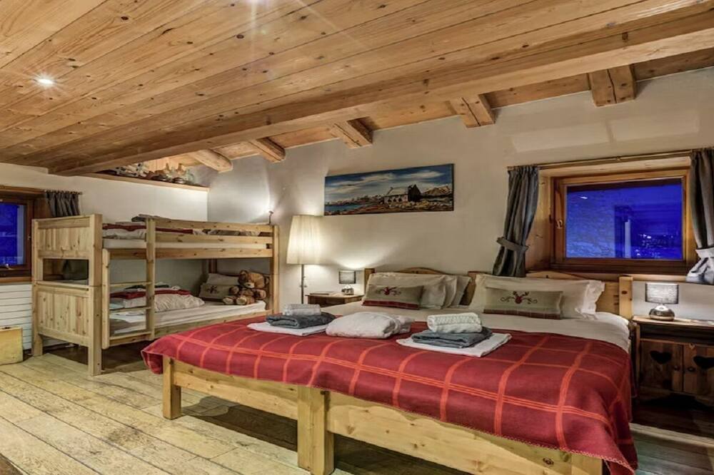 Photo of Bedroom in Les Bossons