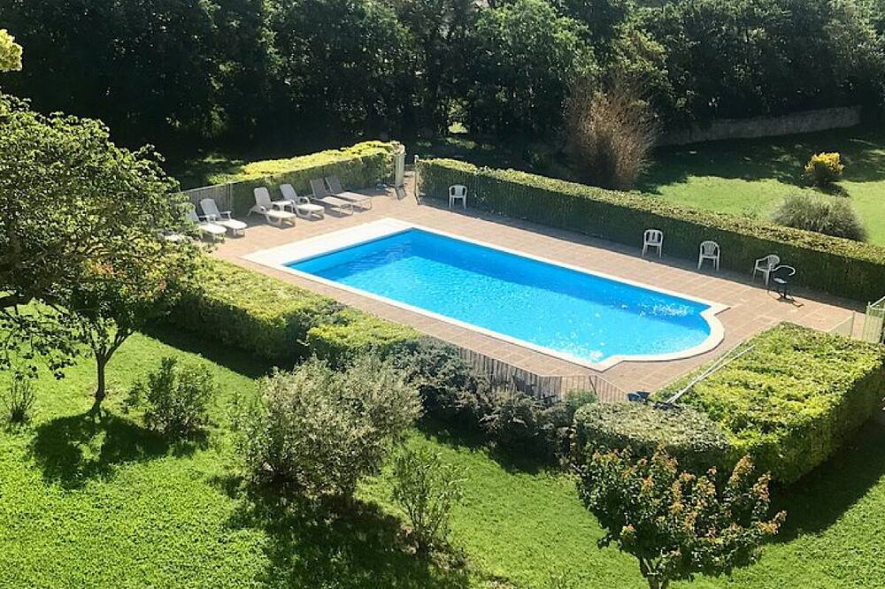 Photo of Outdoor in Saint-Laurent-du-Verdon