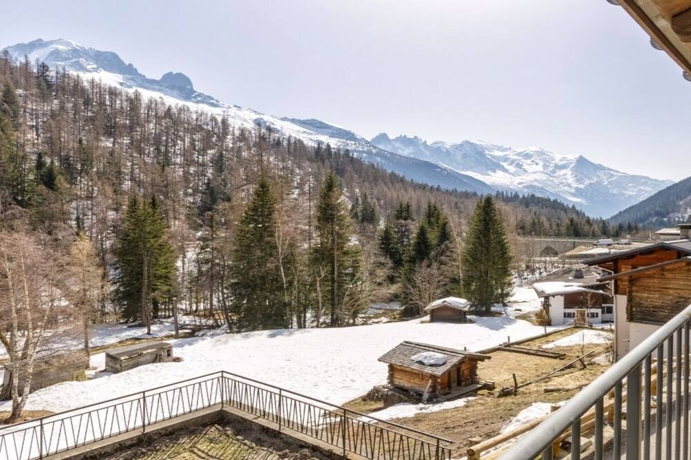 Photo of Outdoor in Montroc