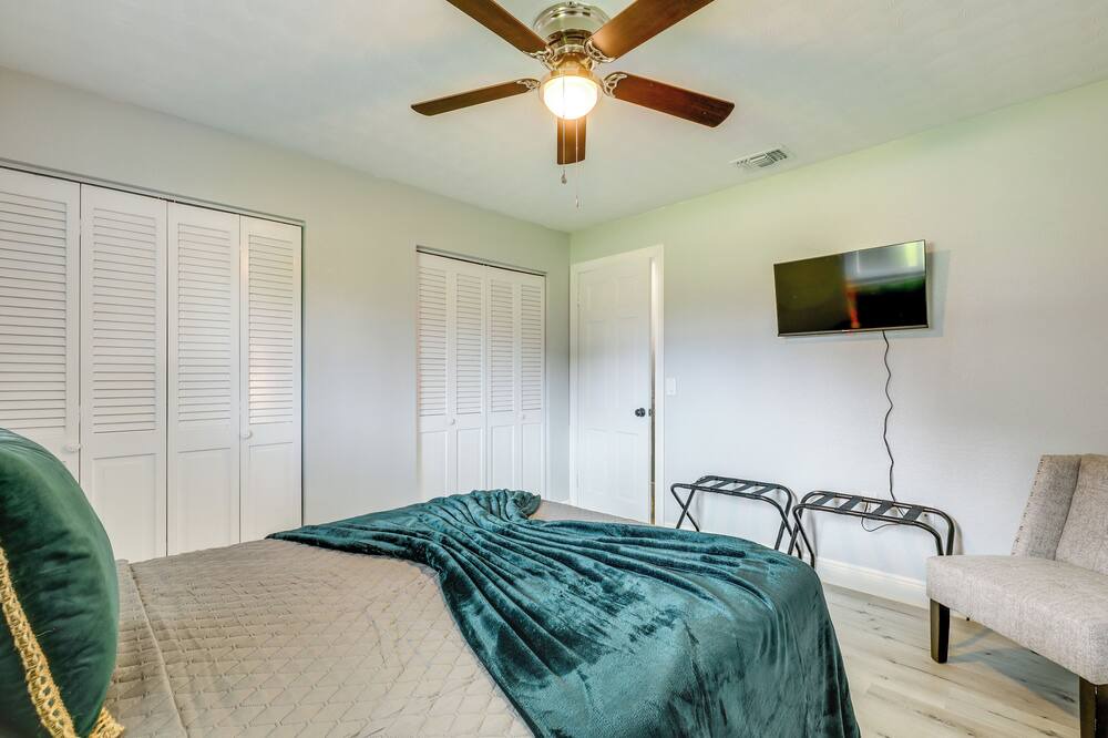 Photo of Bedroom in East County Civic Group