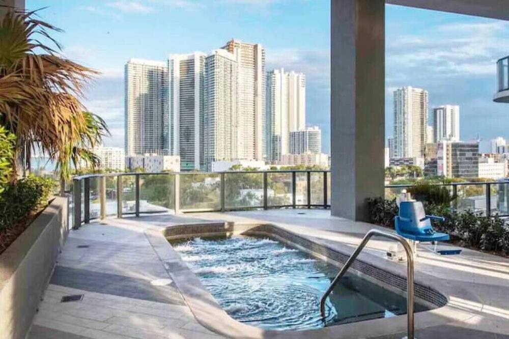 Photo of Outdoor in Midtown