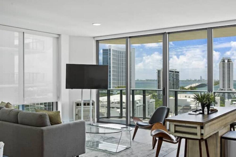 Photo of Livingroom in Midtown
