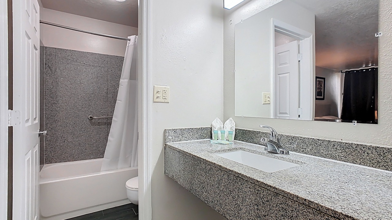 Photo of Bathroom in Davenport