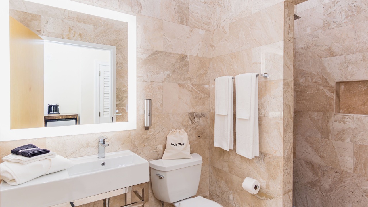 Photo of Bathroom in City Center