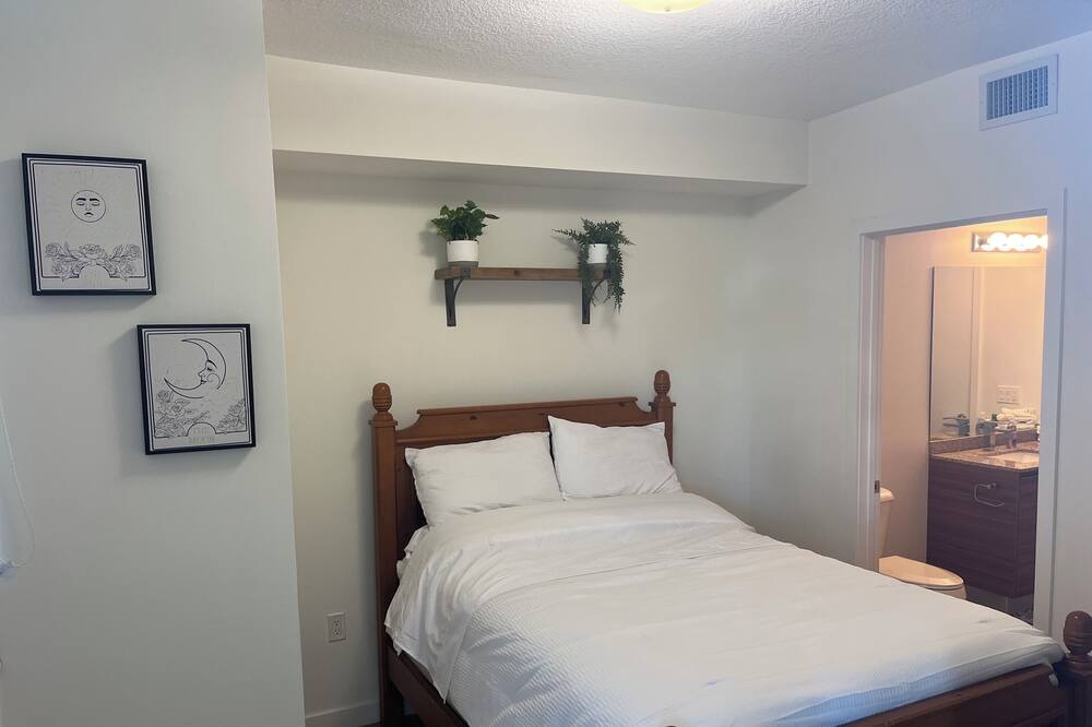 Photo of Bedroom in Town Square