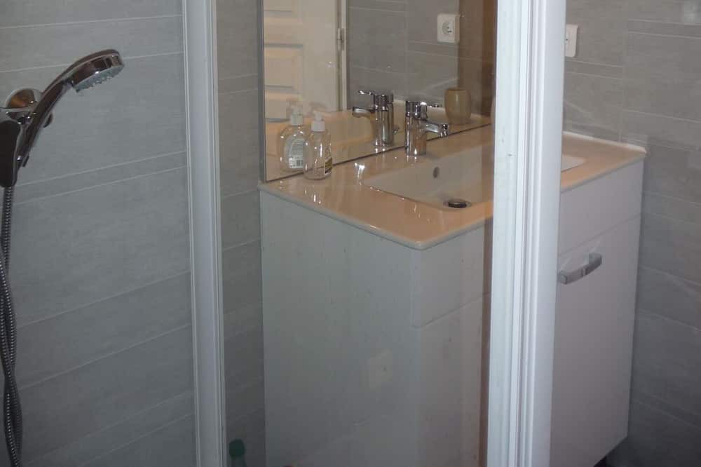 Photo of Bathroom in Sainte-Maxime City Centre