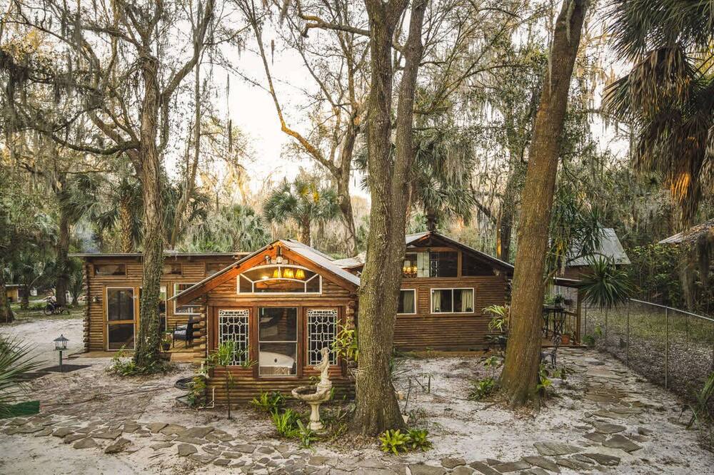 Photo of Outdoor in Nichols