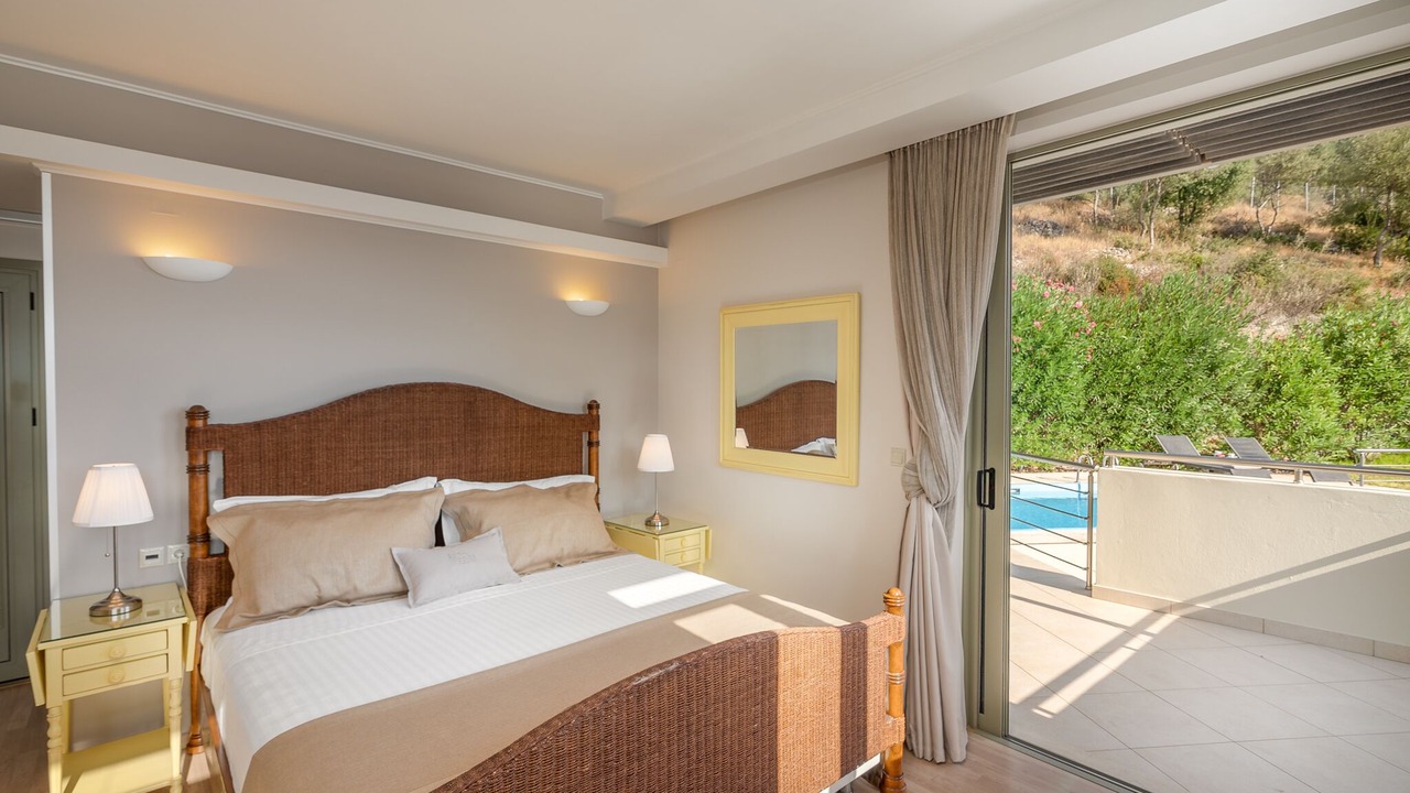 Photo of Bedroom in Mikros Gialos