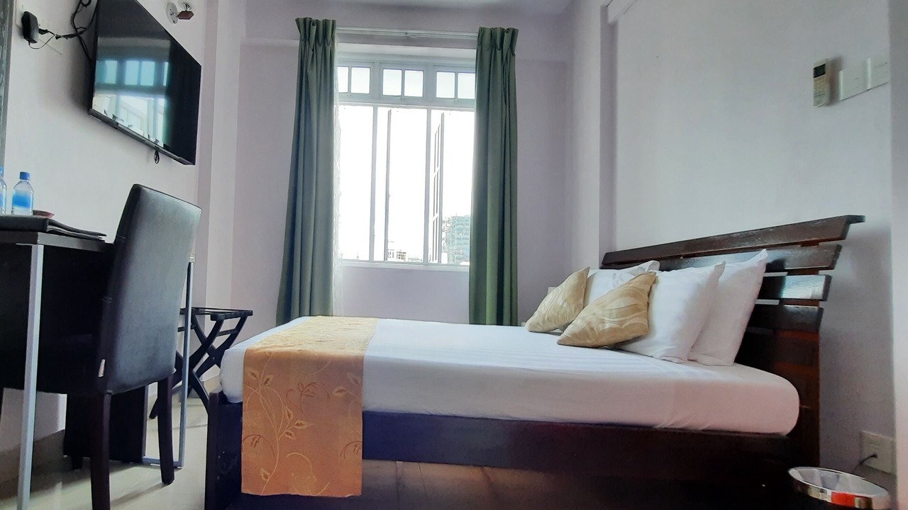 Photo of Bedroom in Male