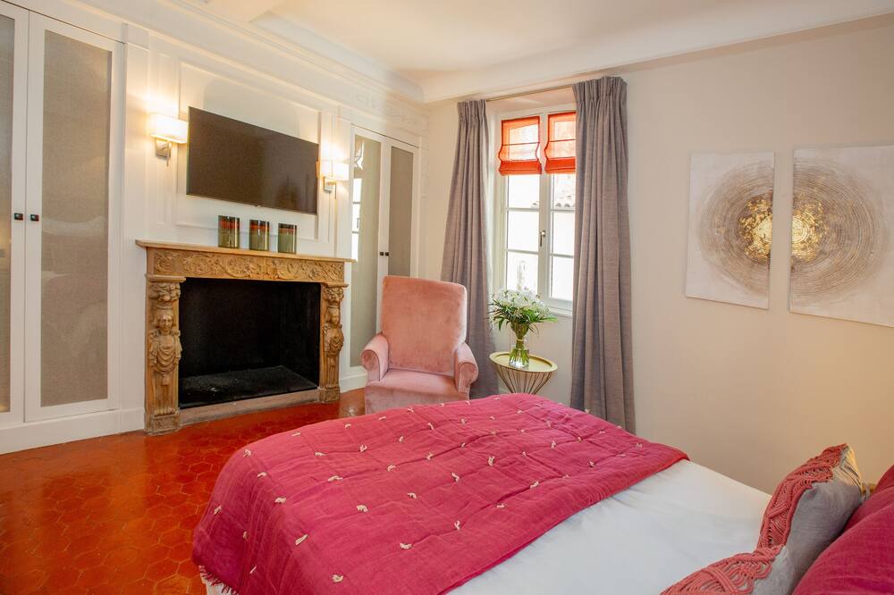 Photo of Bedroom in Old Town