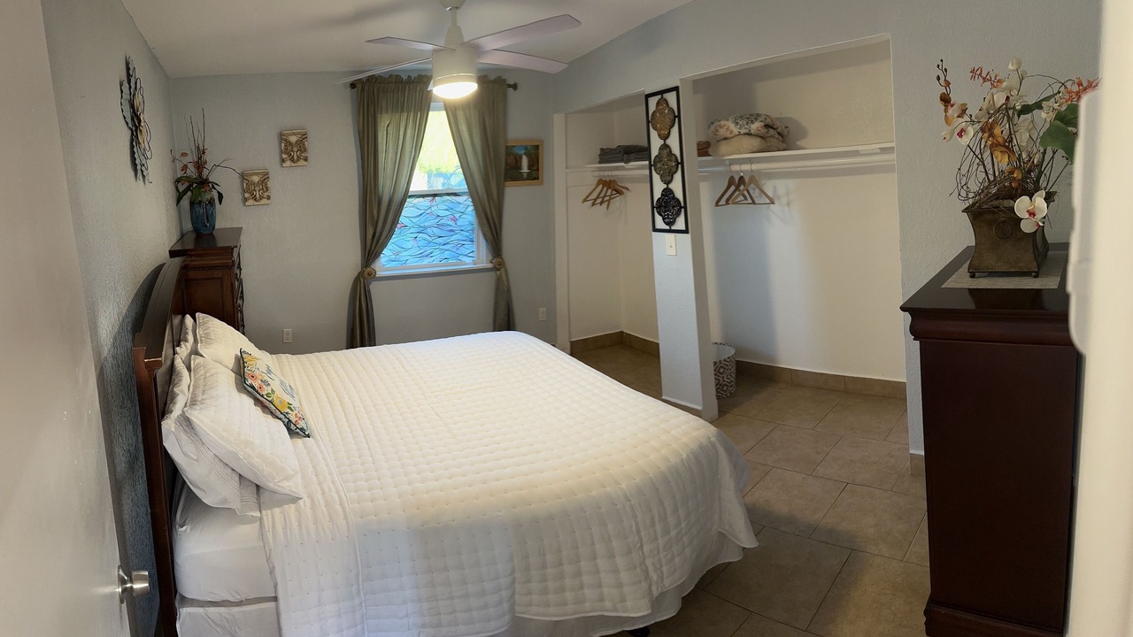 Photo of Bedroom in Florida City