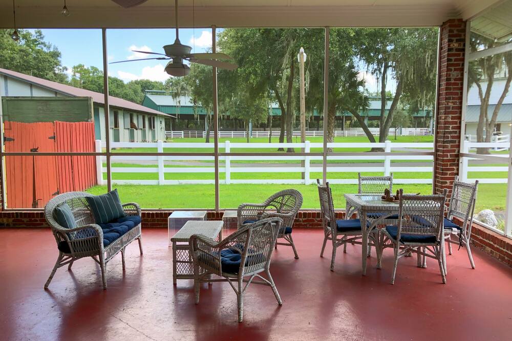 Photo of Patio Balcony in Nichols