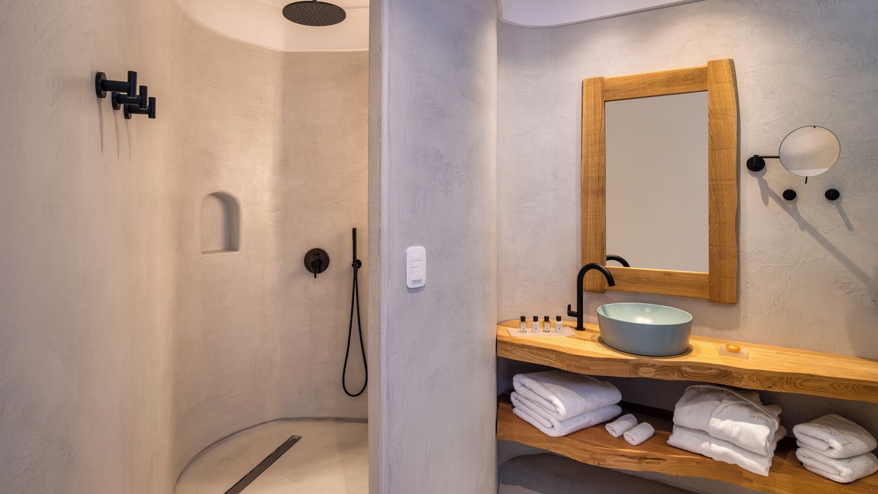 Photo of Bathroom in Akrotiri