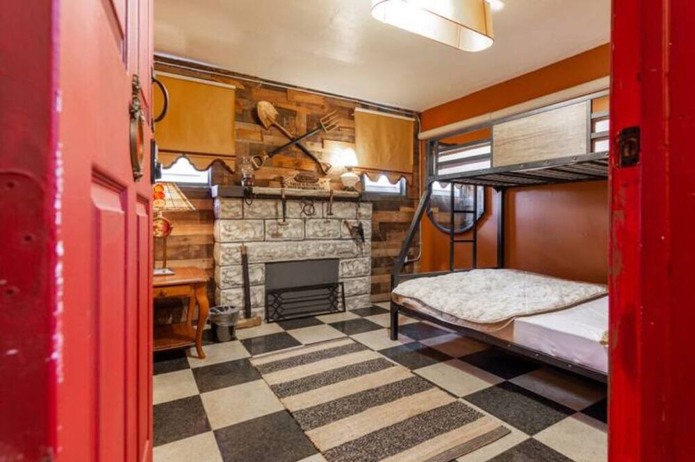 Photo of Bedroom in Midtown