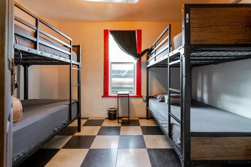 Photo of Bedroom in Midtown