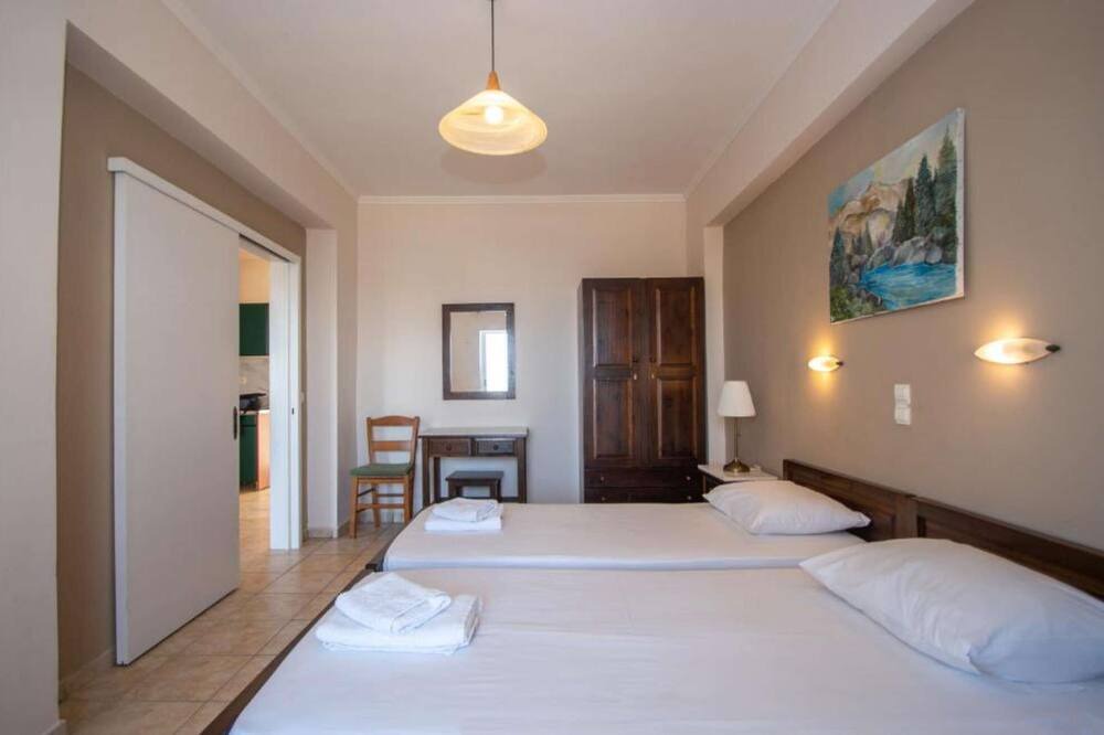 Photo of Bedroom in Alykes