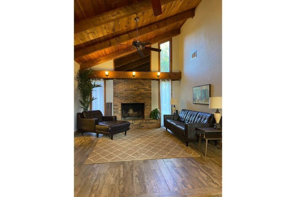 Photo of Livingroom in Lakeland