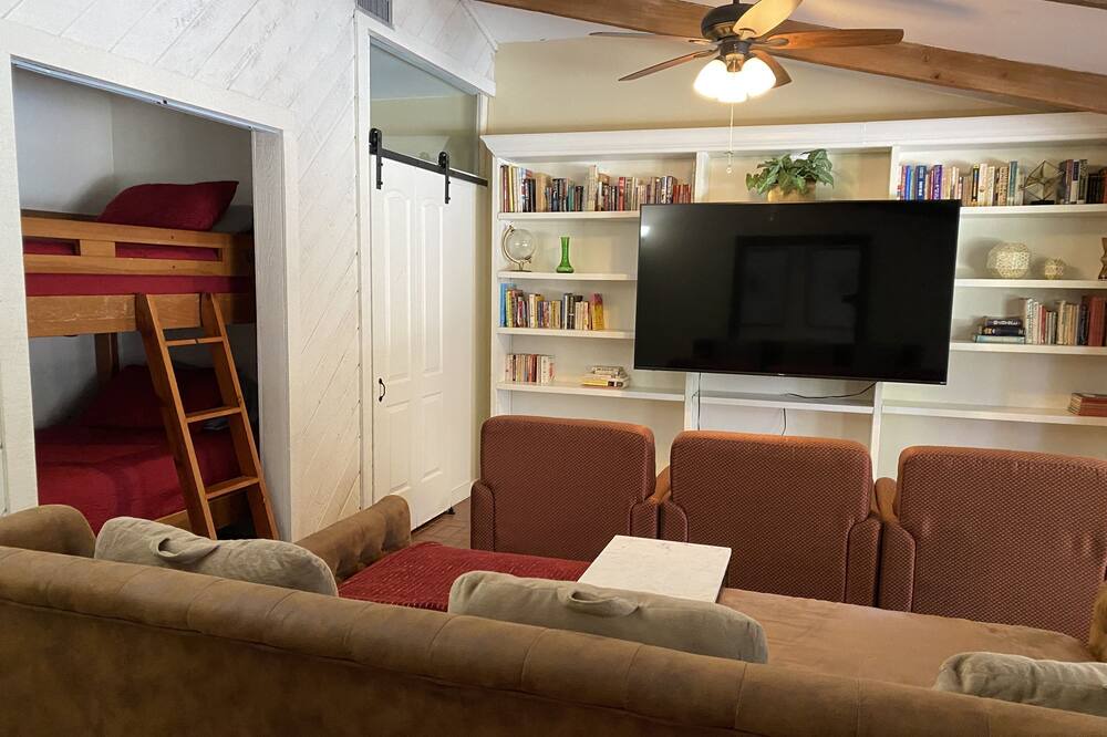 Photo of Livingroom in Lakeland