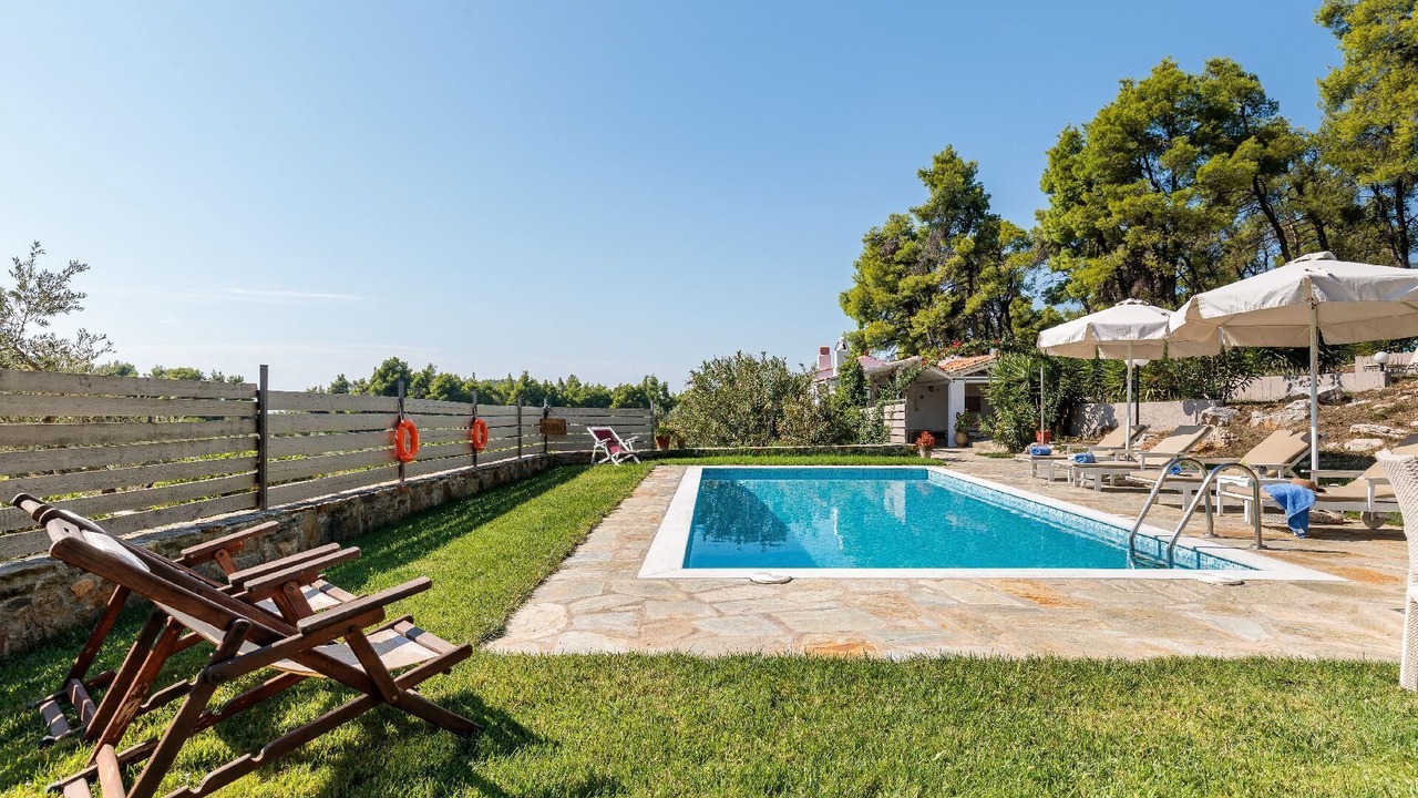 Photo of Outdoor in Alikias