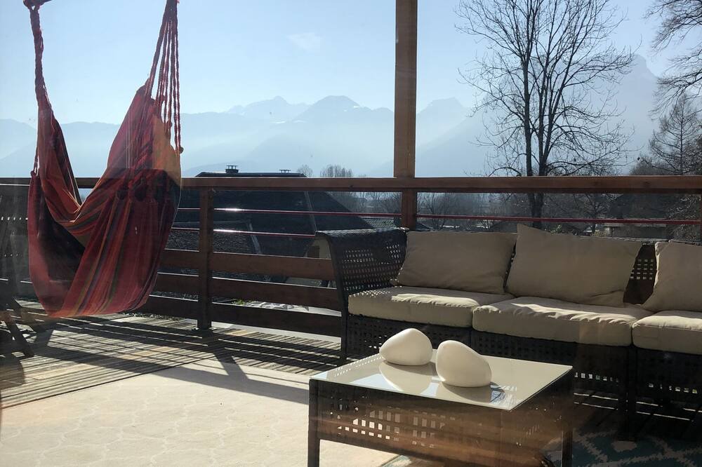 Photo of Patio Balcony in Chaparon