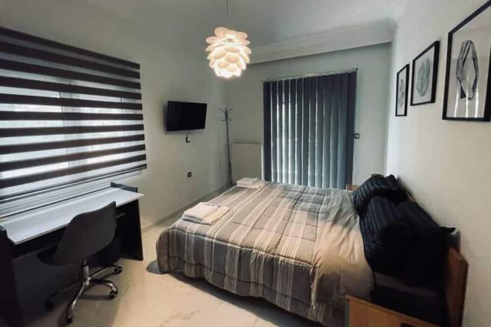 Photo of Bedroom in Kalamaria