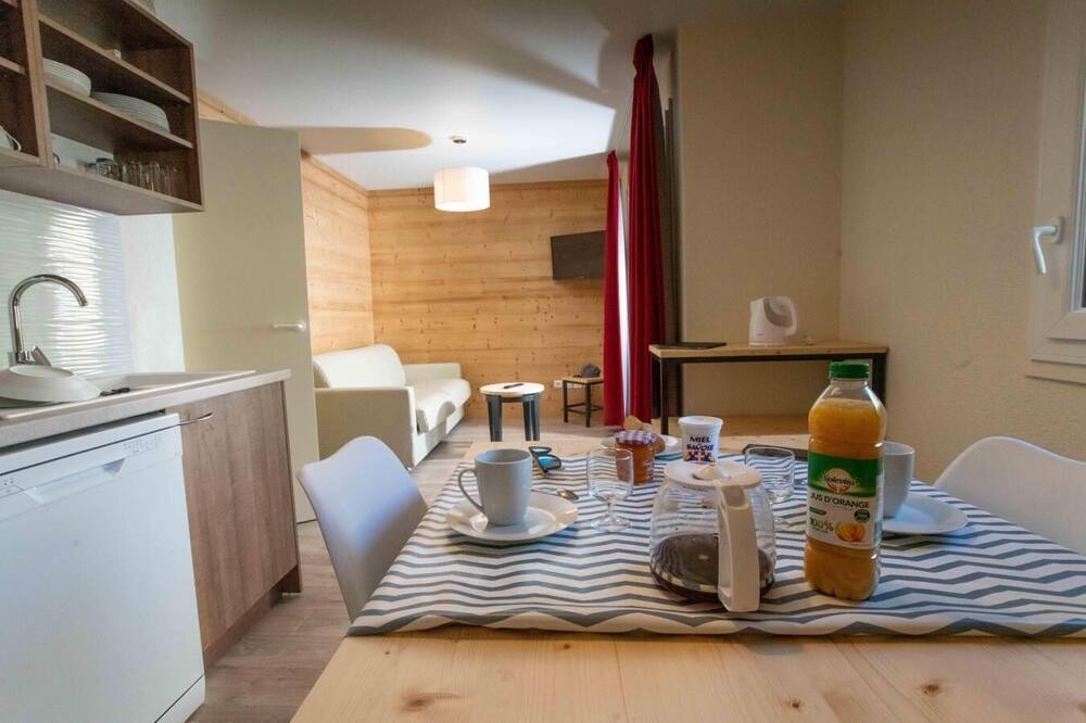 Photo of Kitchen in Saint-Colomban-des-Villards