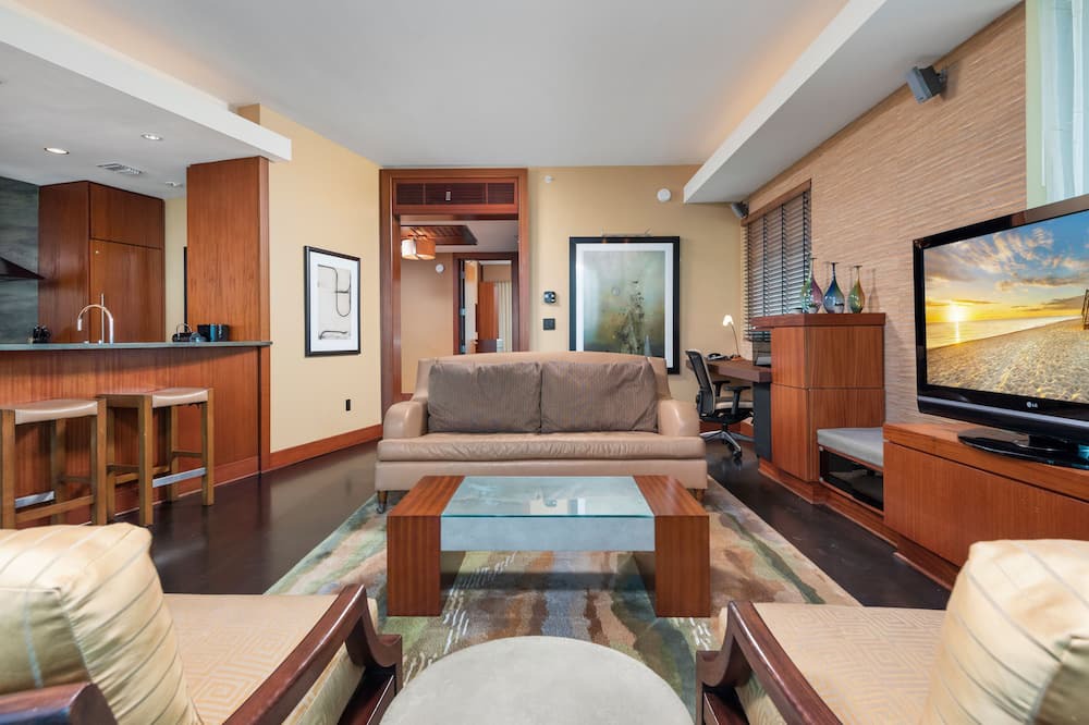 Photo of Livingroom in Bal Harbour