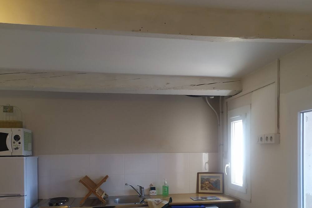 Photo of Kitchen in Fox-Amphoux
