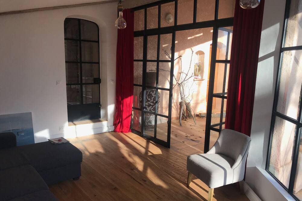 Photo of Livingroom in Seillans