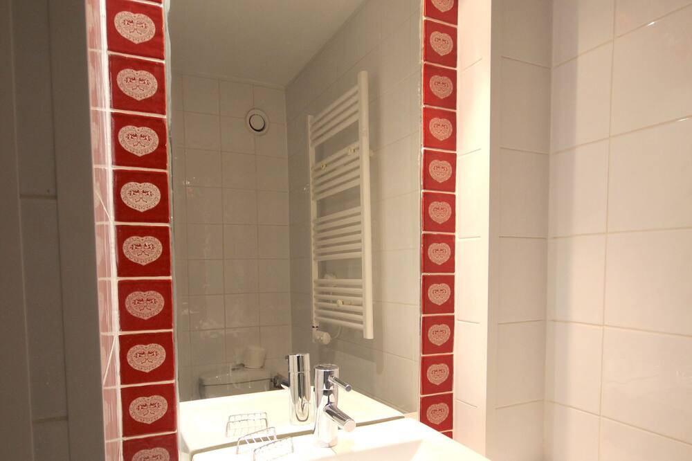 Photo of Bathroom in La Salle-les-Alpes