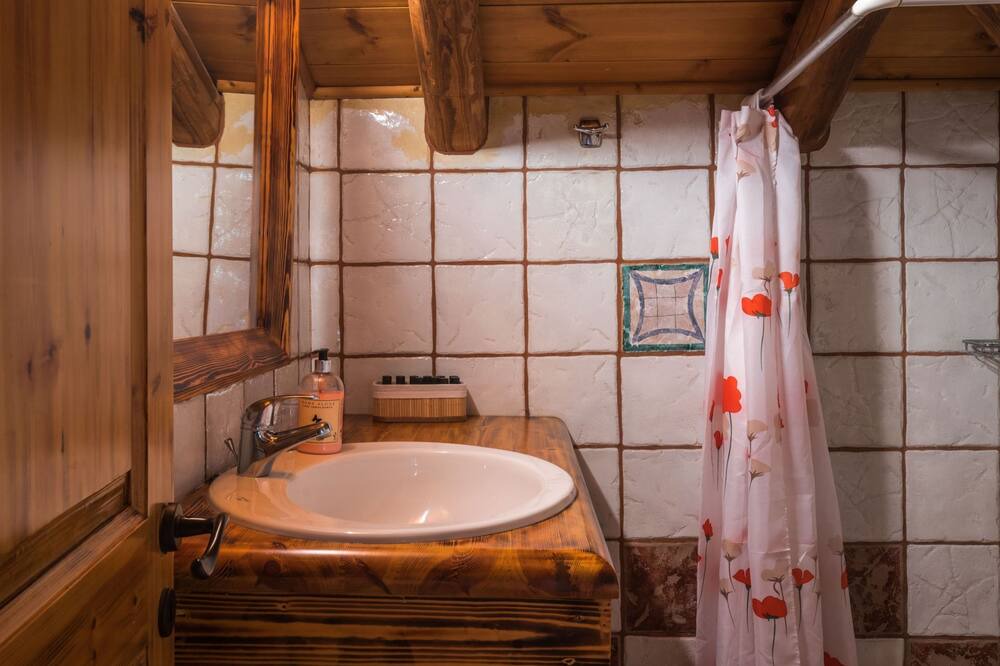 Photo of Bathroom in Lithakia