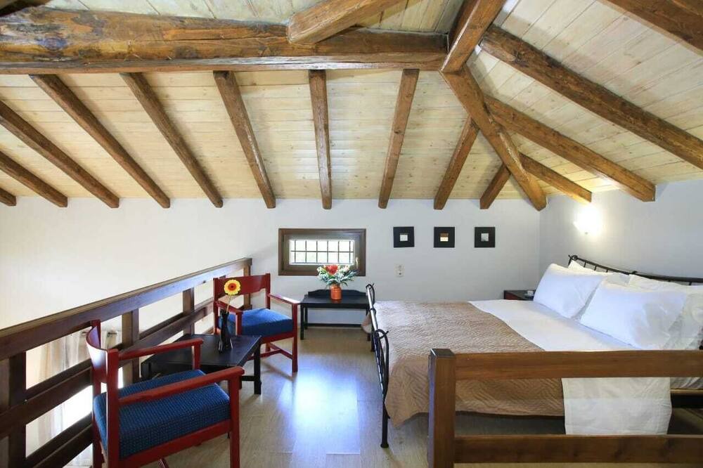 Photo of Bedroom in Galipe