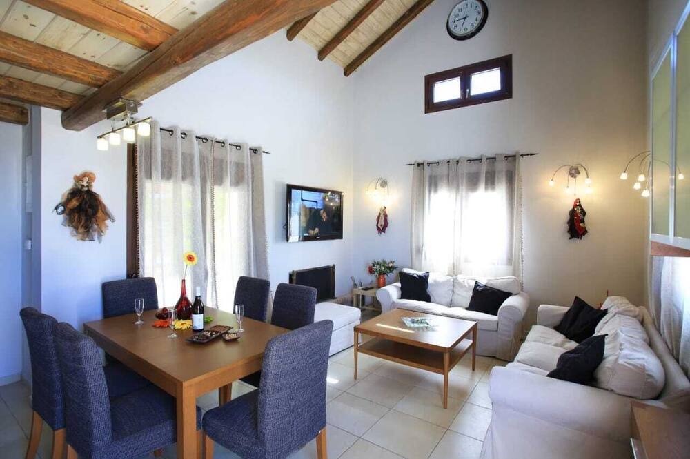 Photo of Livingroom in Galipe