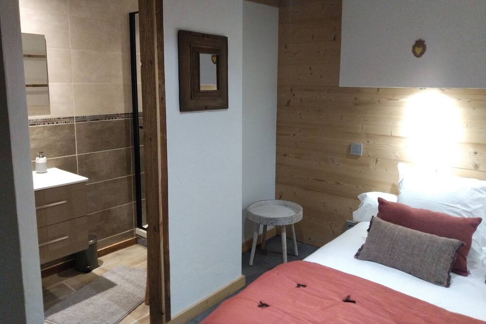 Photo of Bedroom in Les Bottieres