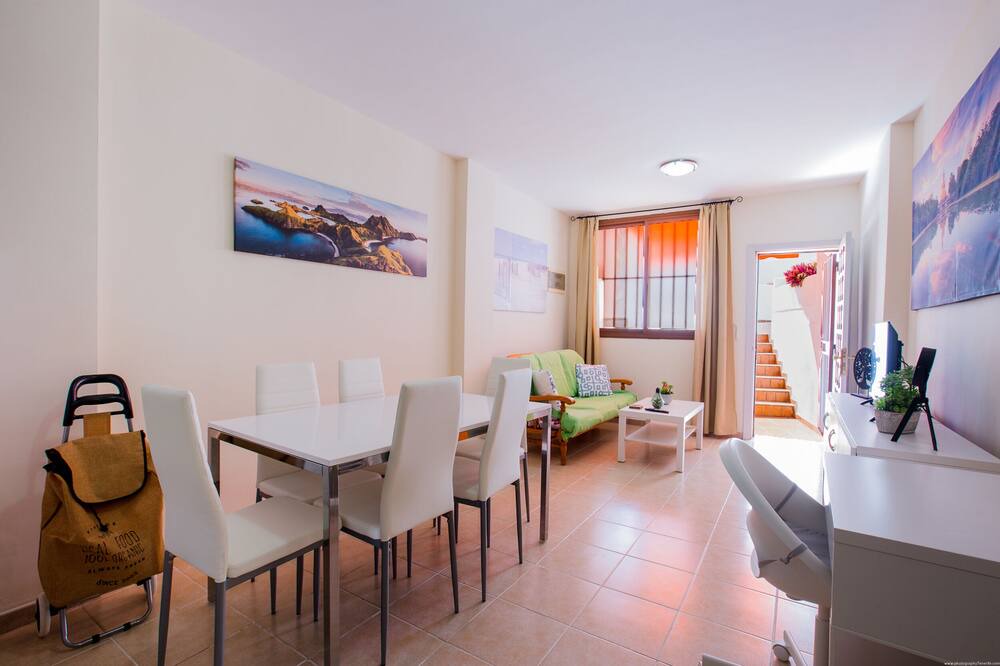 Photo of Livingroom in San Eugenio