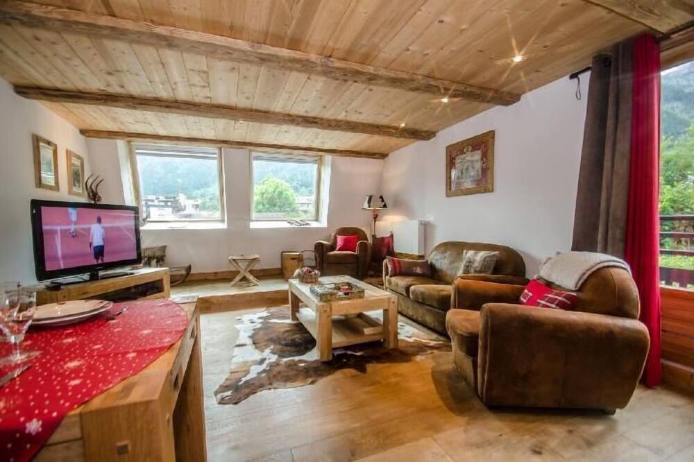 Photo of Livingroom in Chamonix City Centre