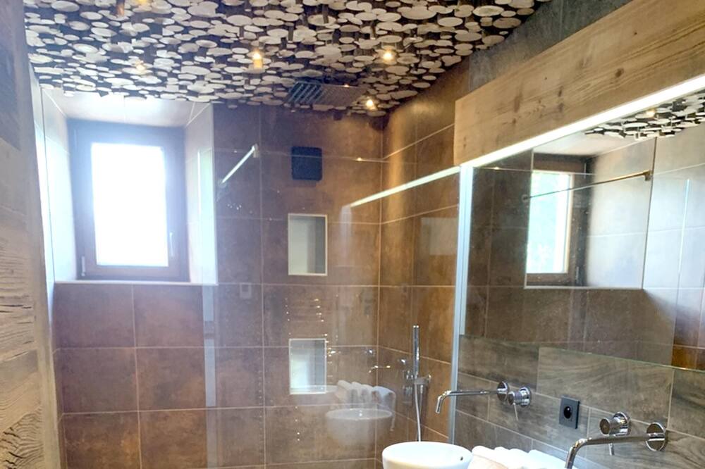 Photo of Bathroom in Sallanches