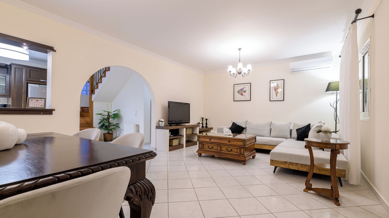 Photo of Bedroom in Alikanas