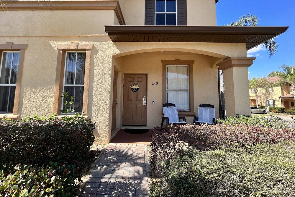 Photo of Outdoor in Regal Palms