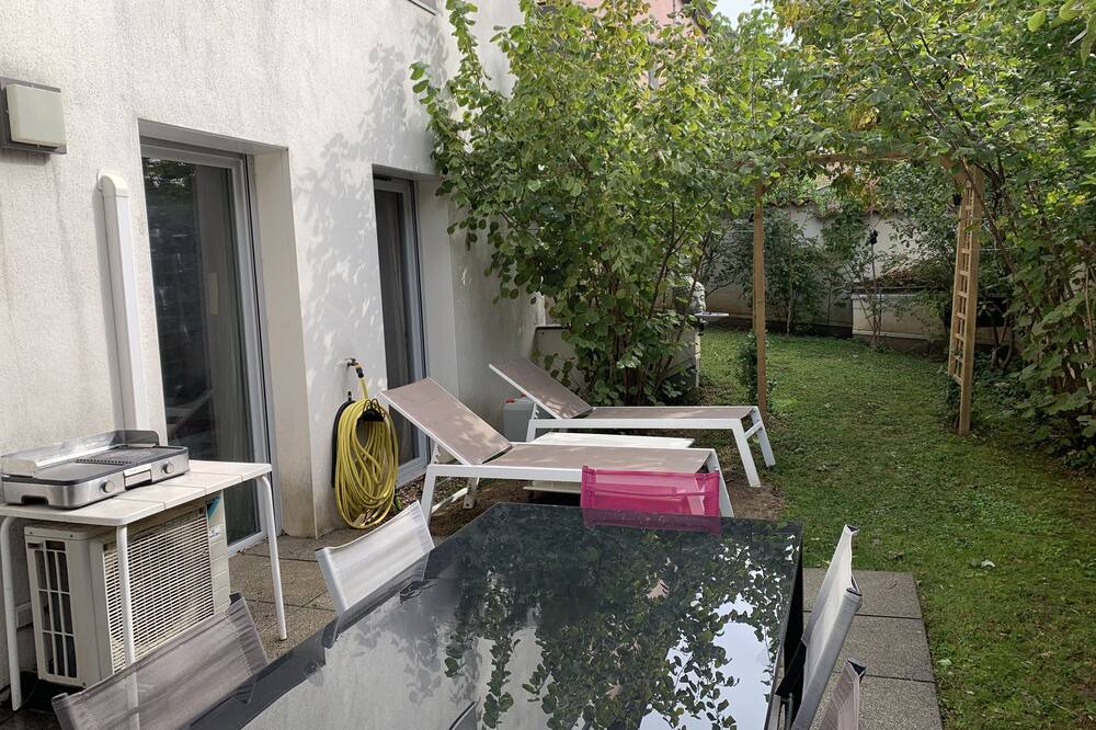 Photo of Patio Balcony in 3rd Arrondissement