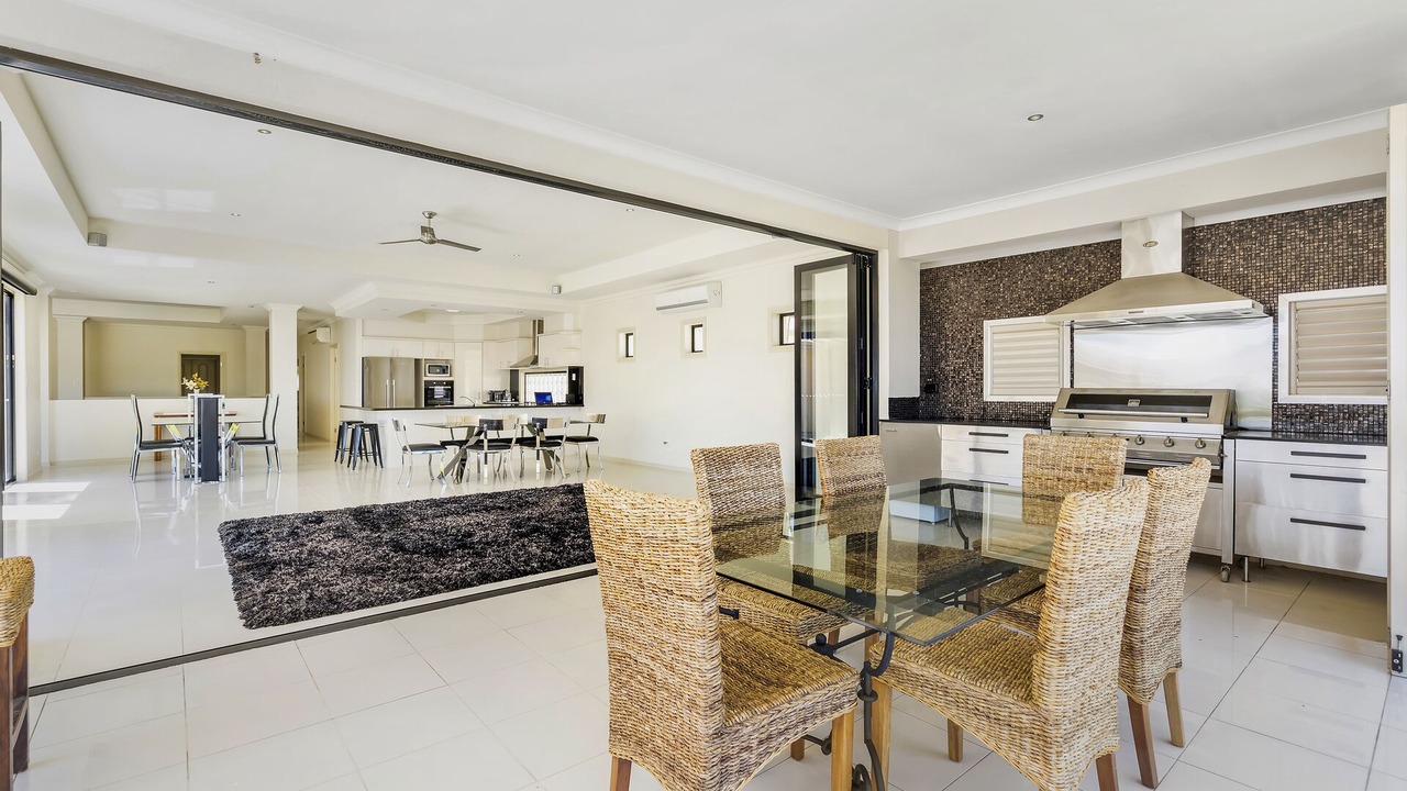 Photo of Kitchen in Helensvale