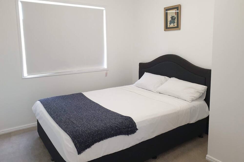 Photo of Bedroom in Willow Vale