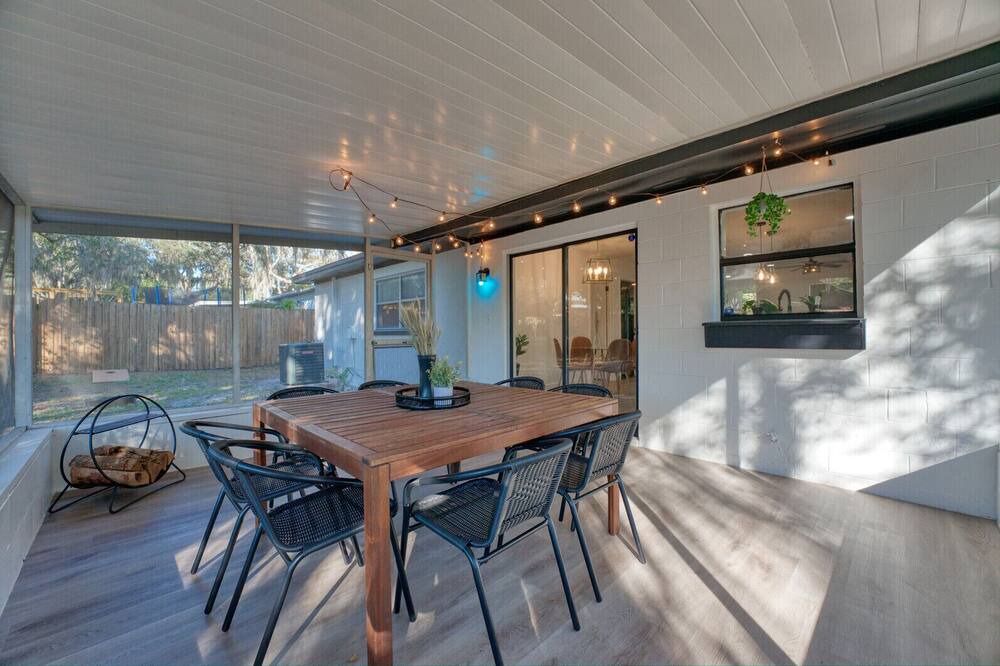 Photo of Outdoor in Bloomingdale