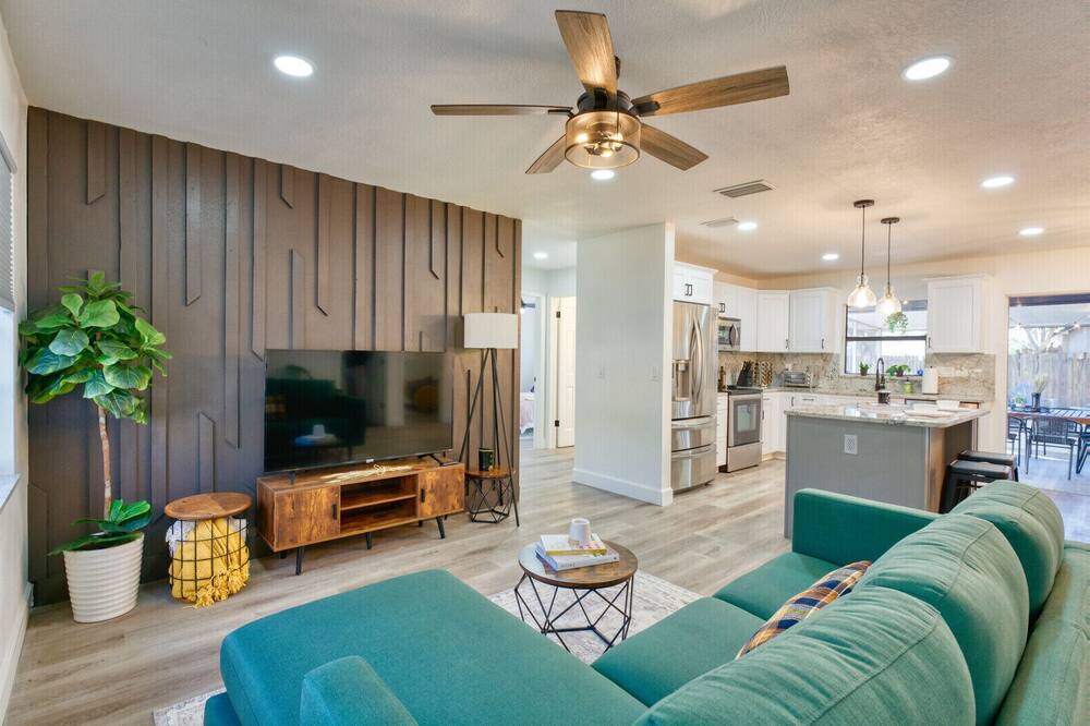 Photo of Bedroom in Bloomingdale