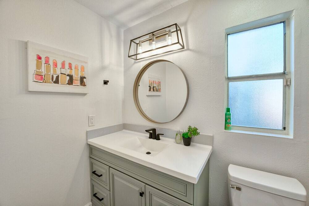 Photo of Bathroom in Bloomingdale