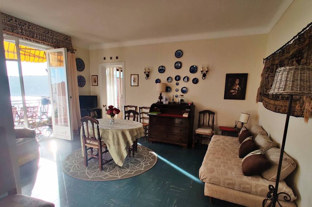 Photo of Livingroom in Villefranche-sur-Mer